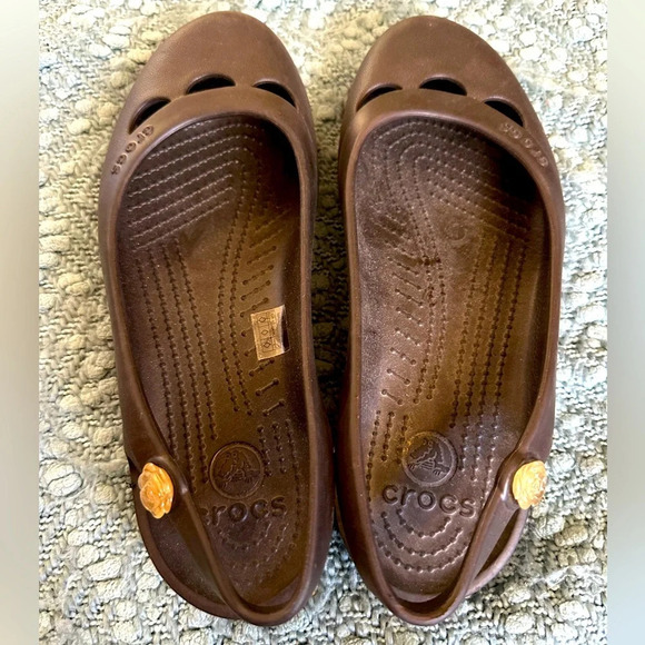 Crocs sling back ballet flat waterproof durable women’s size 8 brown casual - Picture 1 of 6